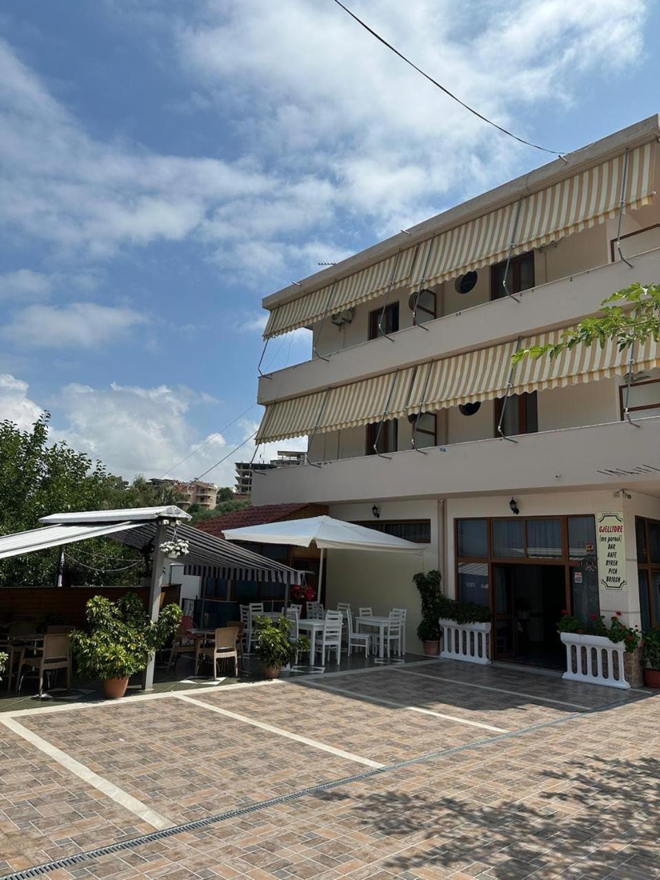 Vlorë Eid Mar旅舍 外观 照片