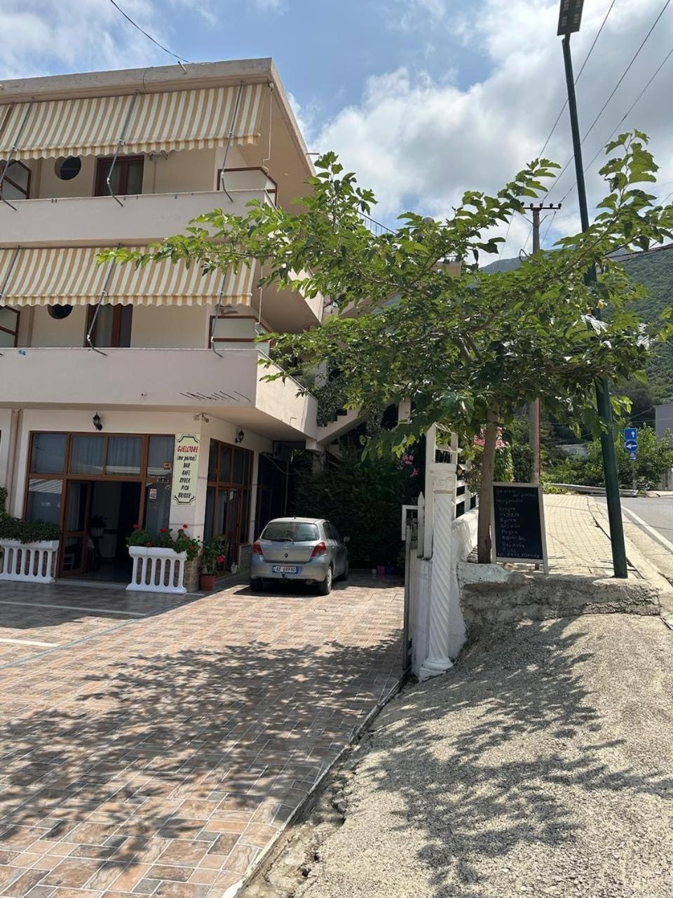 Vlorë Eid Mar旅舍 外观 照片